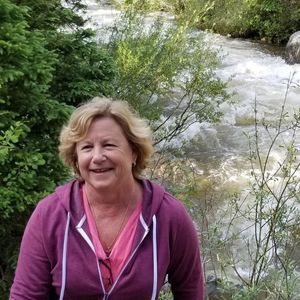 Meet your Posher, Beth